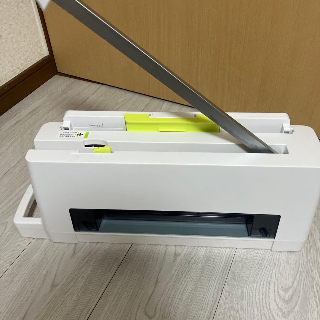 【ほぼ未使用品】裁断機　PLUS PK-213