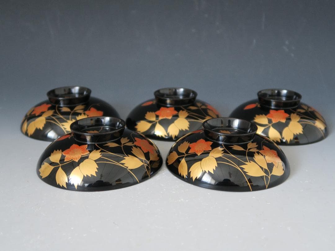 【輪島塗】吸物椀 稲忠漆芸堂謹製 鉄仙蒔絵 布着本堅地 黒塗 五客揃 天然木共箱