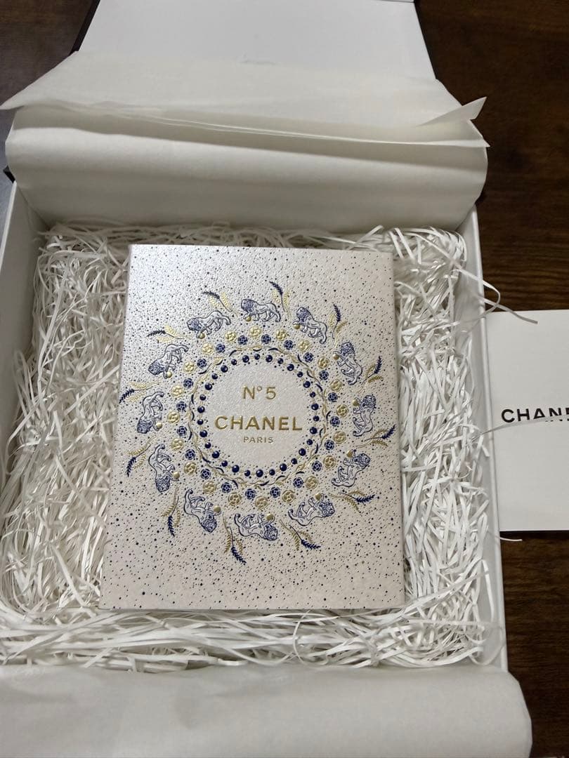 CHANEL N°5 オードゥパルファム ツイスト＆スプレー（ケース付き）