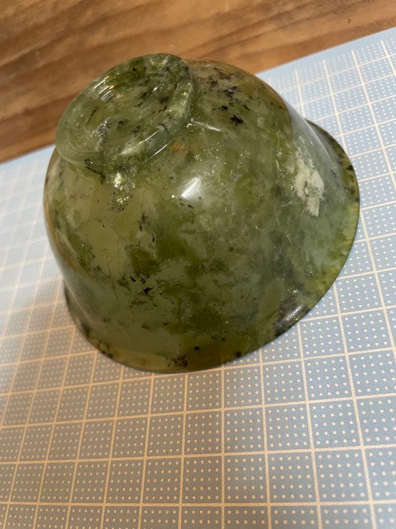 碗【m1604 玉石　翡翠 ヒスイ　茶器　中国工芸　天然石 アンティーク】