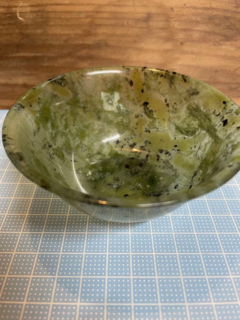 碗【m1604 玉石　翡翠 ヒスイ　茶器　中国工芸　天然石 アンティーク】
