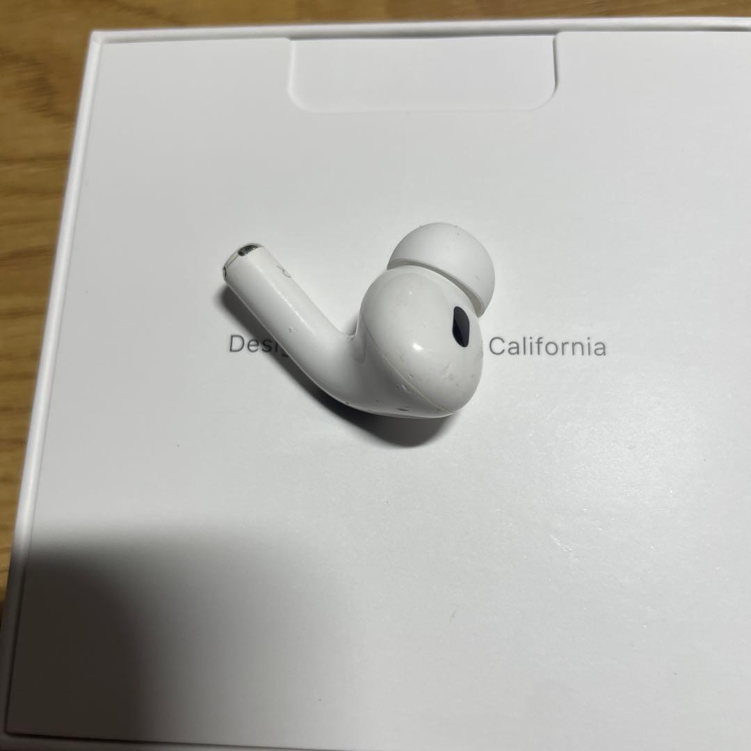 AirPods Pro 第2世代　lightning A2698 右耳　右　右側