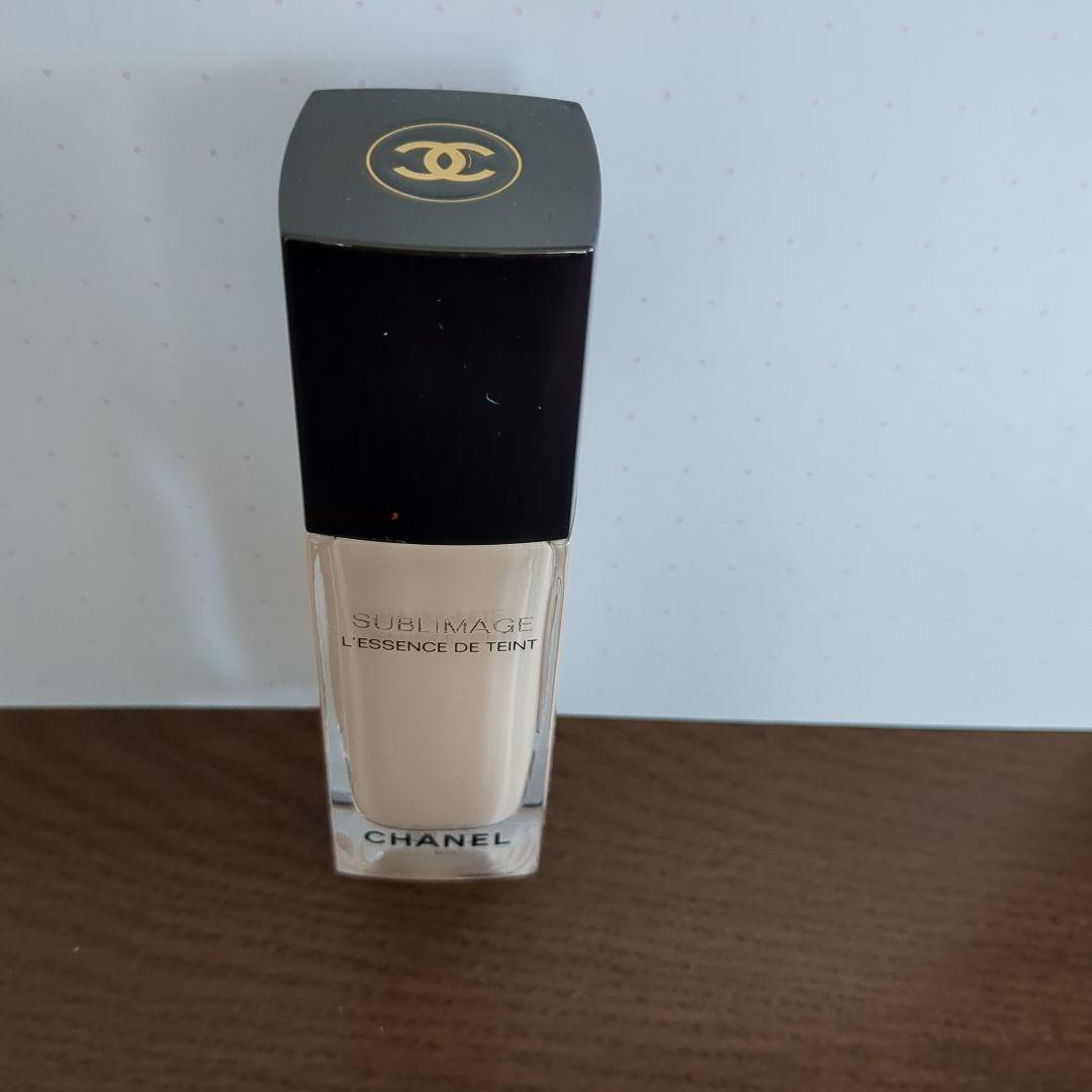 CHANEL サブリマージュ　レサンスドゥタン　リキッドファンデーション