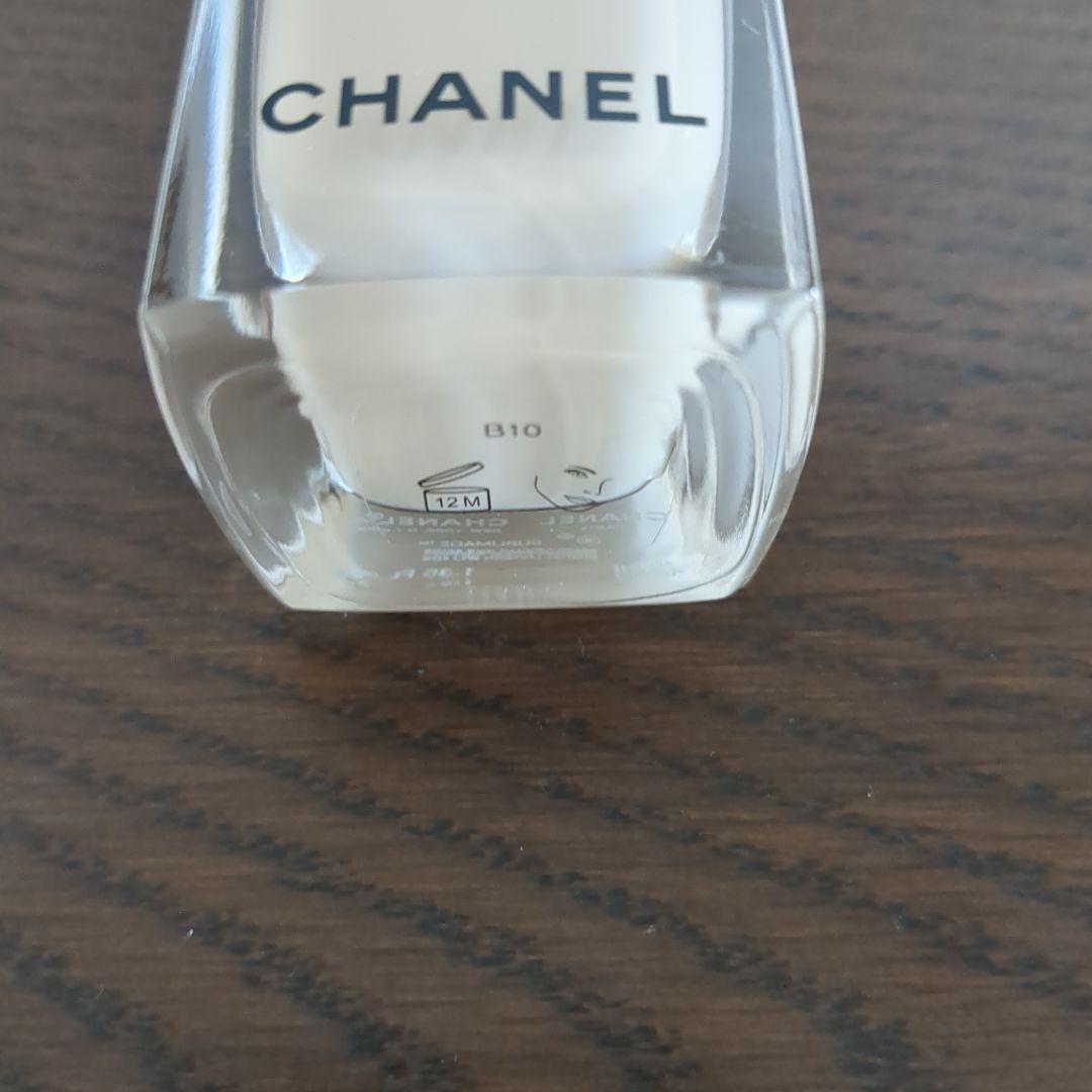 CHANEL サブリマージュ　レサンスドゥタン　リキッドファンデーション