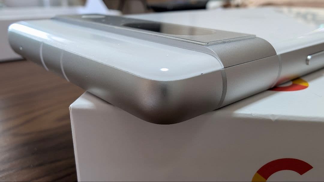 Google Pixel 7a ホワイト 超美品