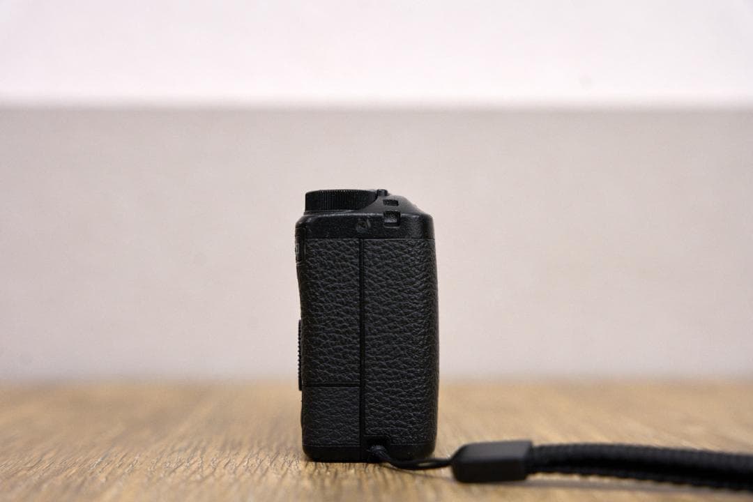 【激安】RICOH GRⅢコンパクトデジタルカメラ