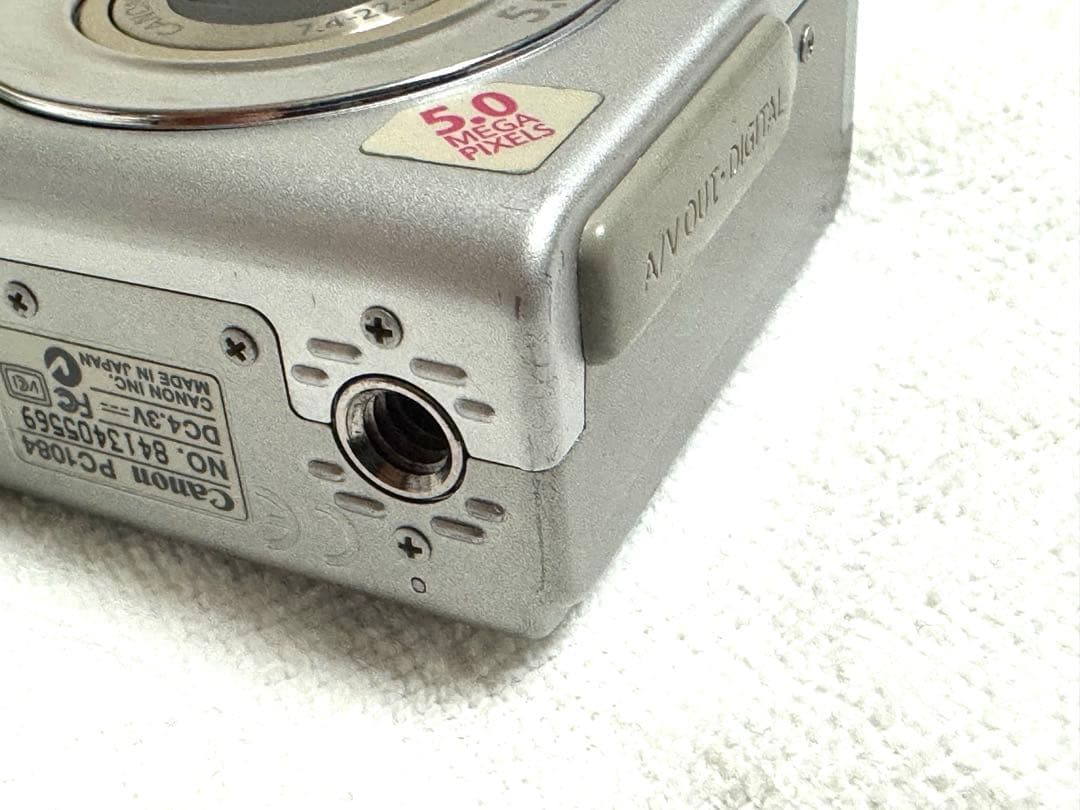 [極美品] キャノン IXY DIGITAL 500 デジカメ　おまけ付き
