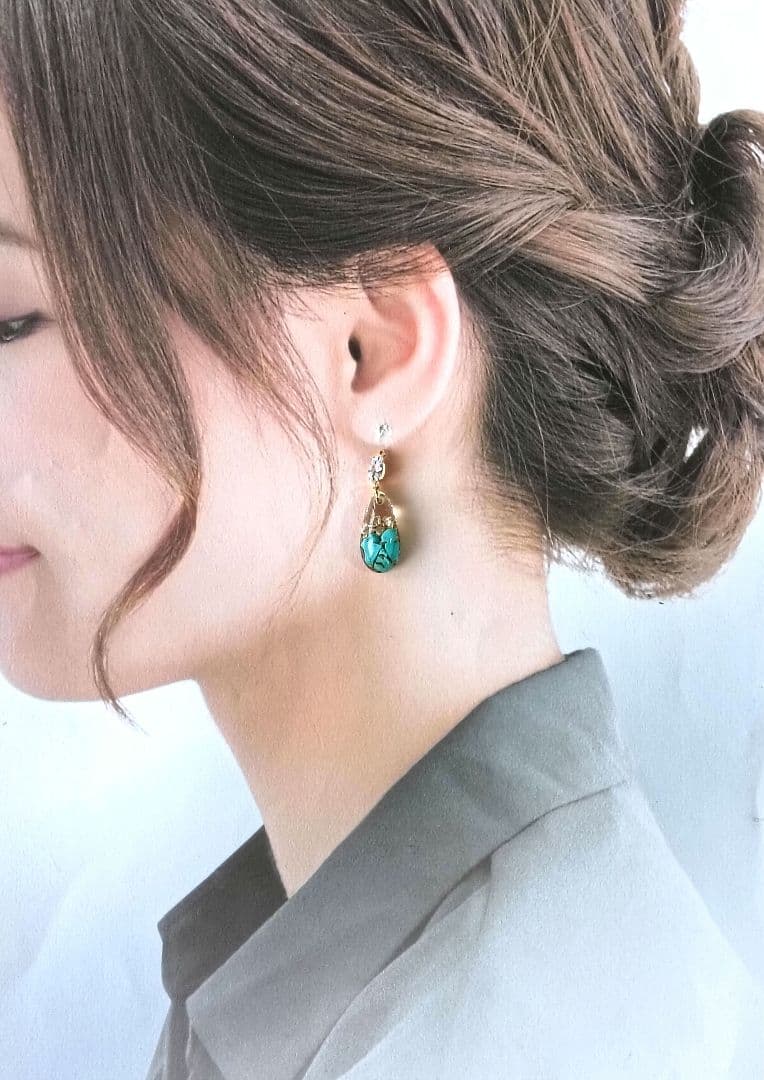 《k．f様お取置品》NO.985 ピアス ターコイズ　クリスタル　ハンドメイド