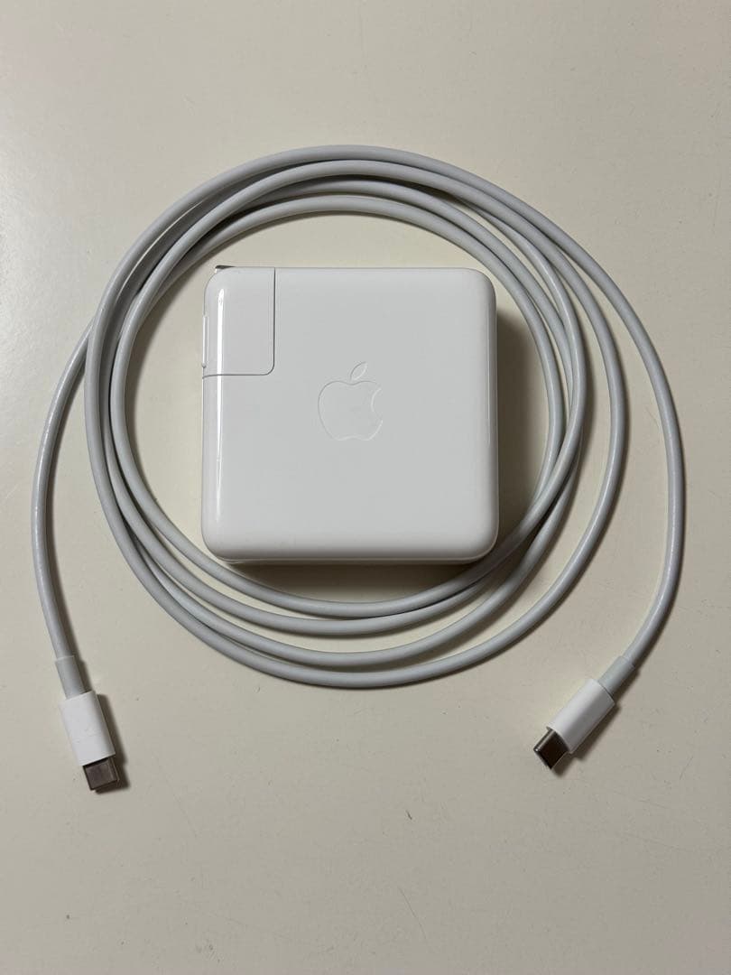 極上品　Apple MacBook Pro 13インチ