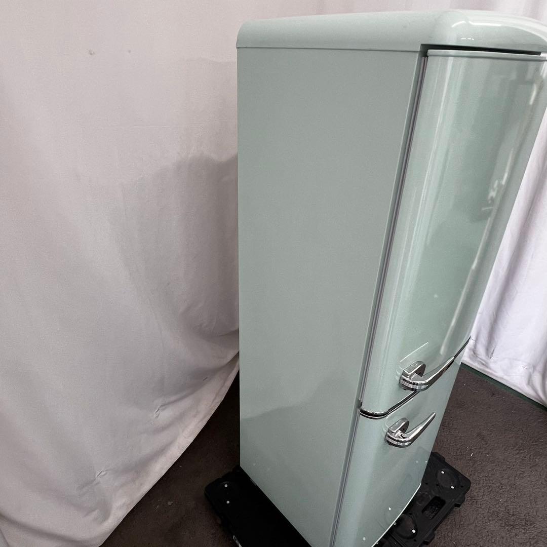 ★128 冷蔵庫　レトロ　おしゃれ　小型　スリム　可愛い　一人暮らし　設置無料
