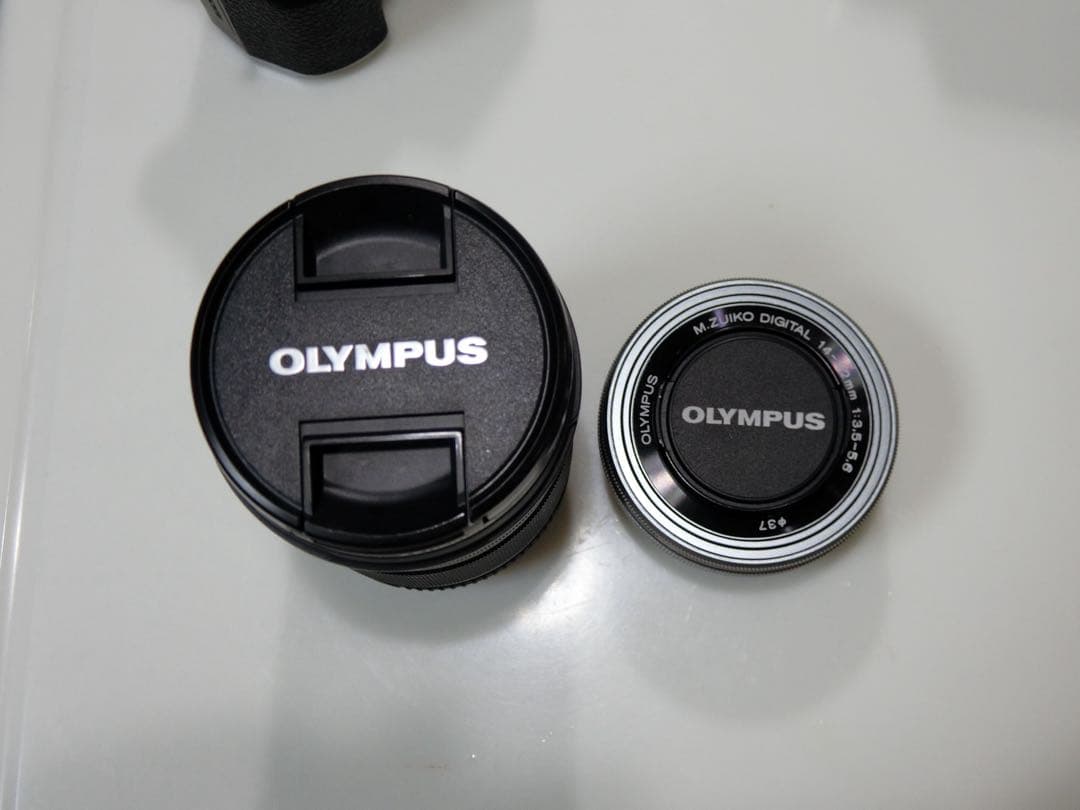 OLYMPUS OM-D E-M10markIV 交換レンズ付き