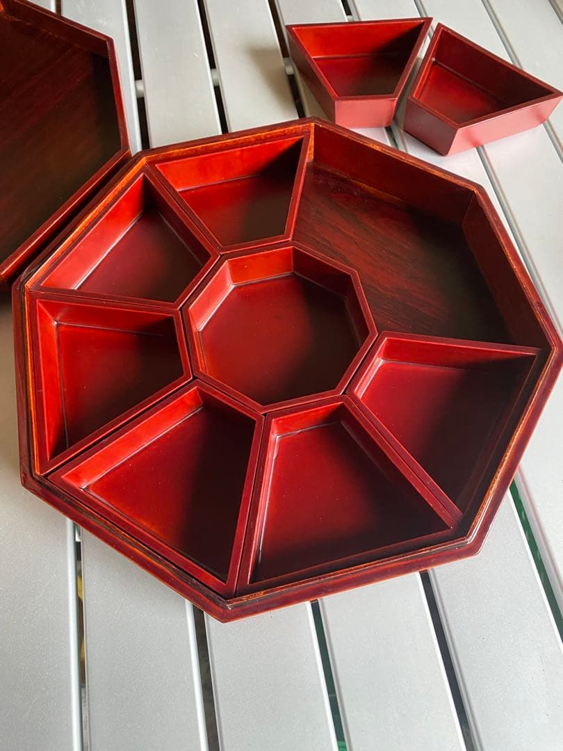 八角形重箱　八角形螺鈿細工　漆器　菓子箱　重箱　オードブル