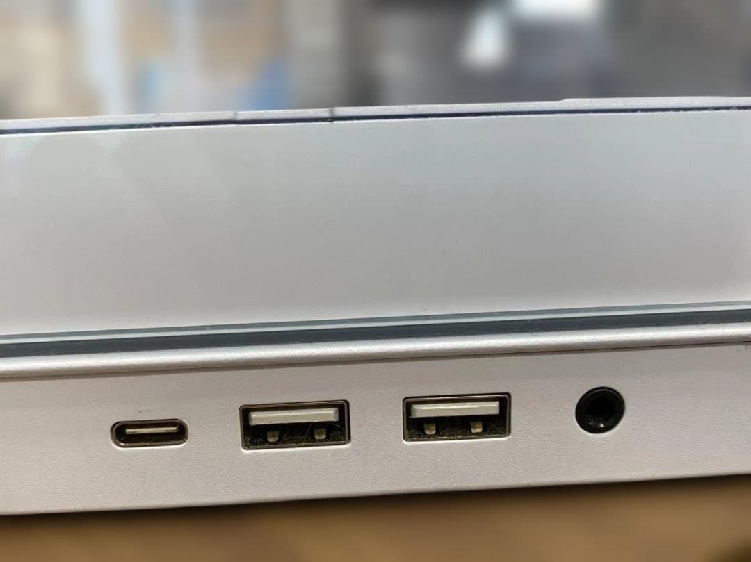 リアンリー O11 DYNAMIC EVO RGB ホワイト