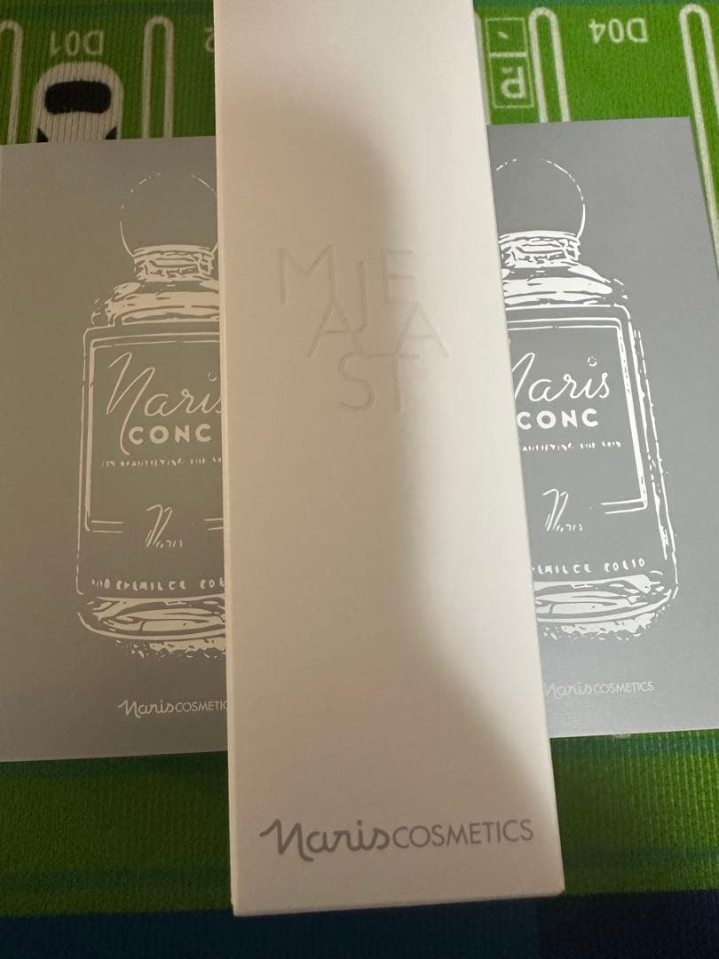 ナリス化粧品　マジェスタ拭き取り化粧水　￼