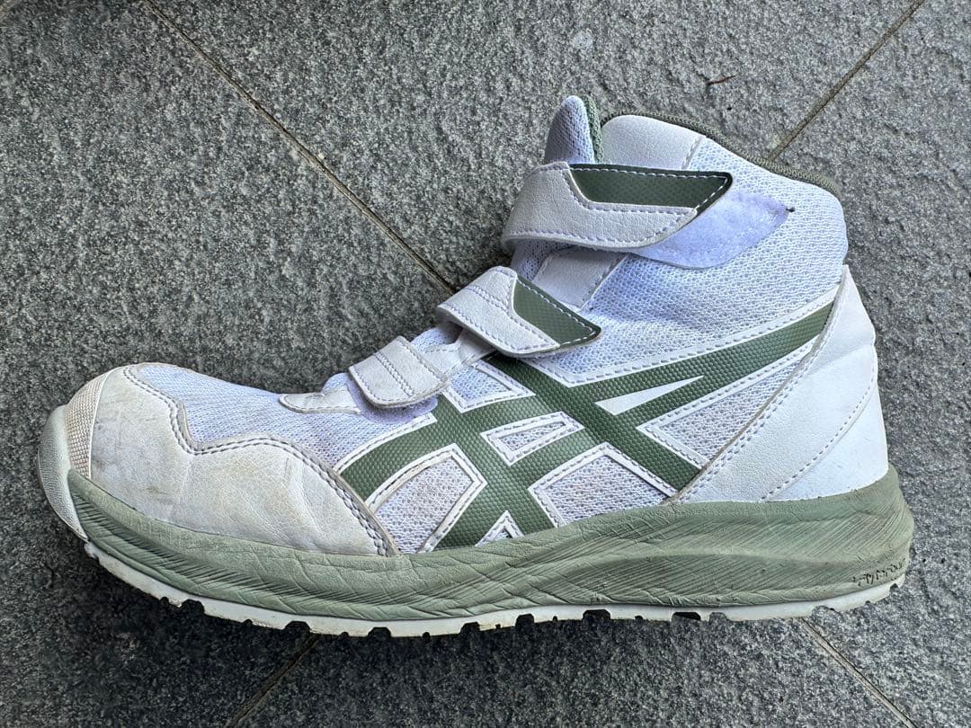 asics ハイカット 安全靴(白×カーキ)