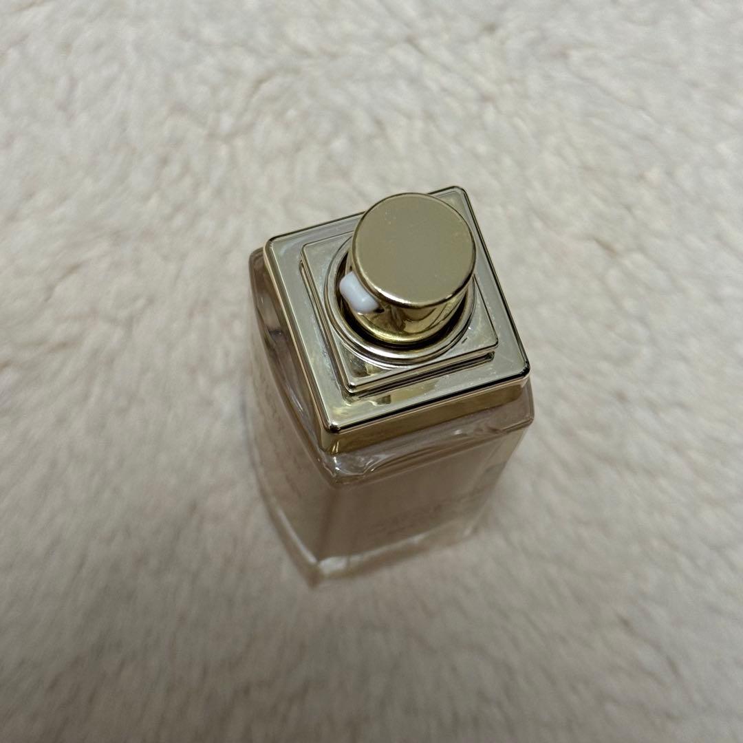 Dior プレステージ　ル　フルイド　タン　ドゥ　ローズ　0N 30ml