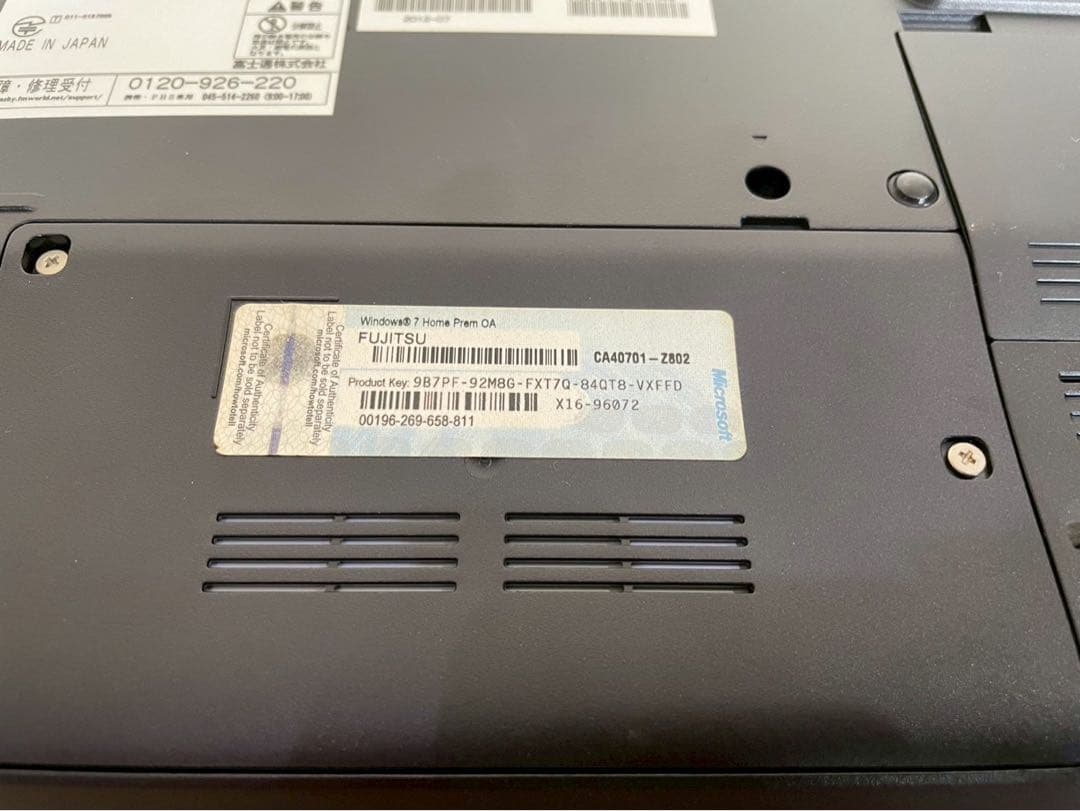 Fujitsu Lifebook Windowsノート本体 AH77/H