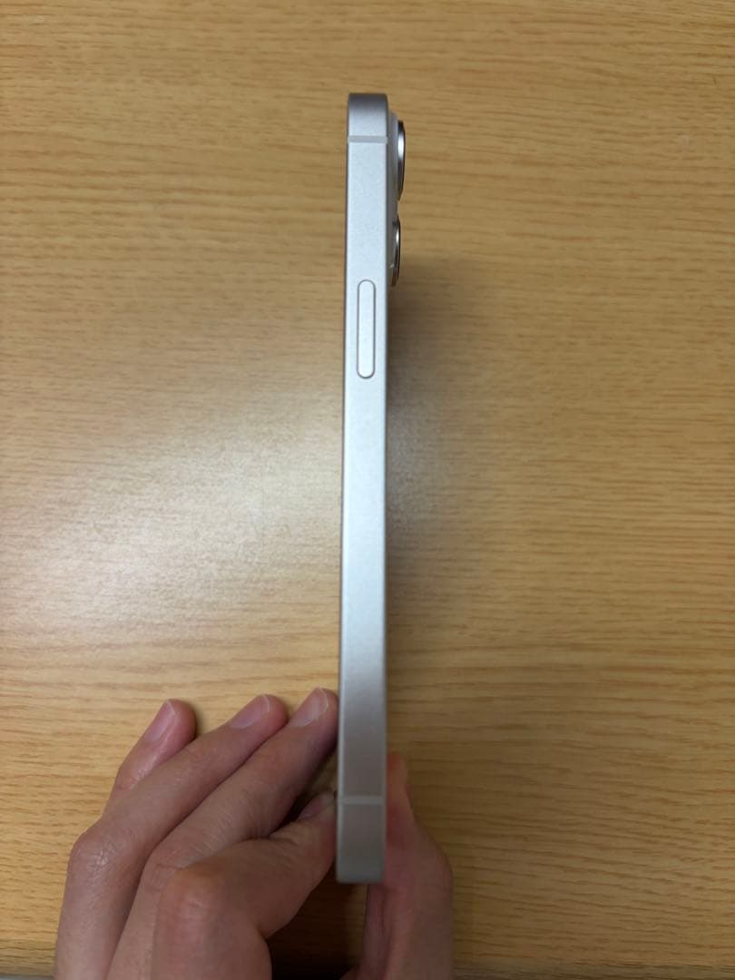 Apple iPhone14 スターライト本体