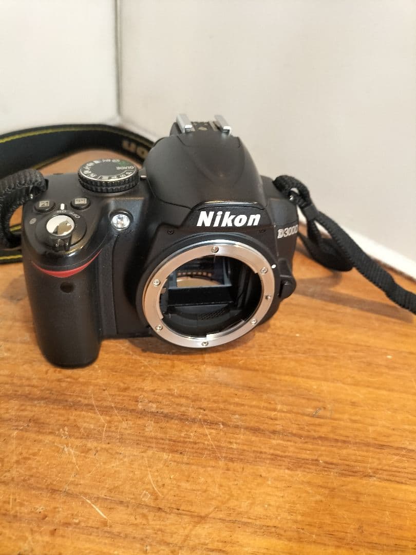 Nikon D3000 デジタル一眼レフカメラ TAMRONレンズ