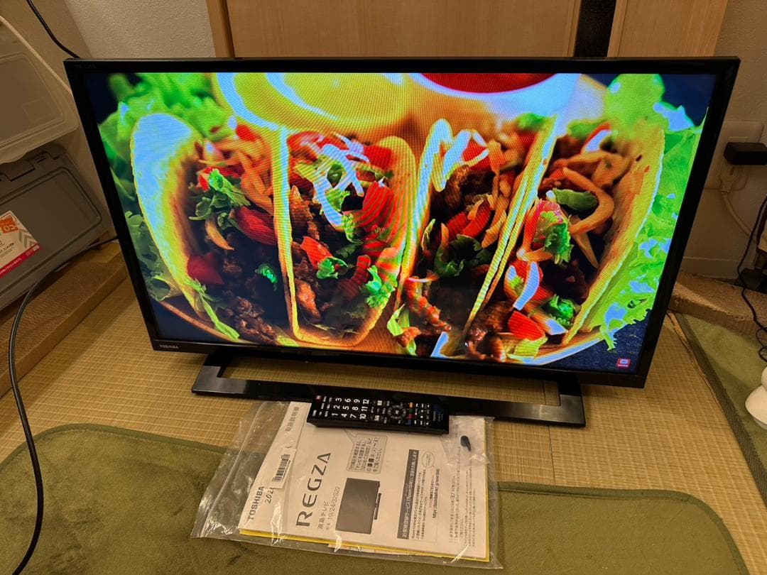 東芝 TOSHIBA　レグザ　テレビ 32型　32S22　2019年製　極美品！
