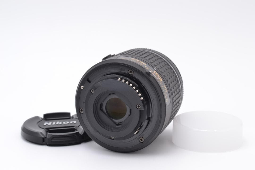 ■ ほぼ新品 S数極少■ ニコン　Nikon D3400 RED レンズキット