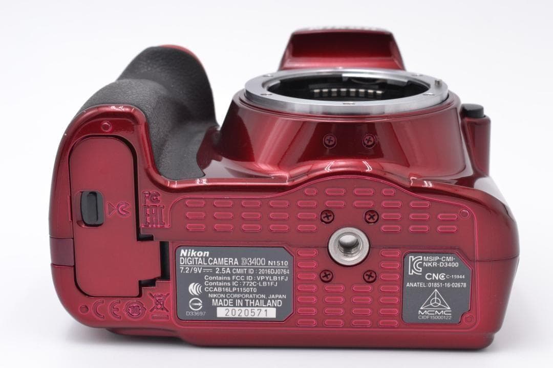 ■ ほぼ新品 S数極少■ ニコン　Nikon D3400 RED レンズキット