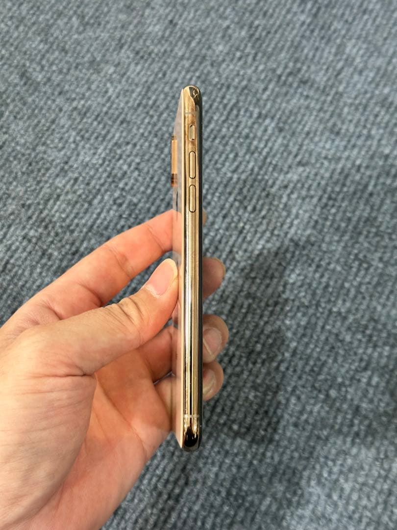 iPhone XS 256GB ゴールド 本体
