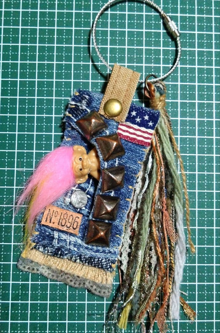 デニムリメイク☆キーホルダー•バッグチャーム