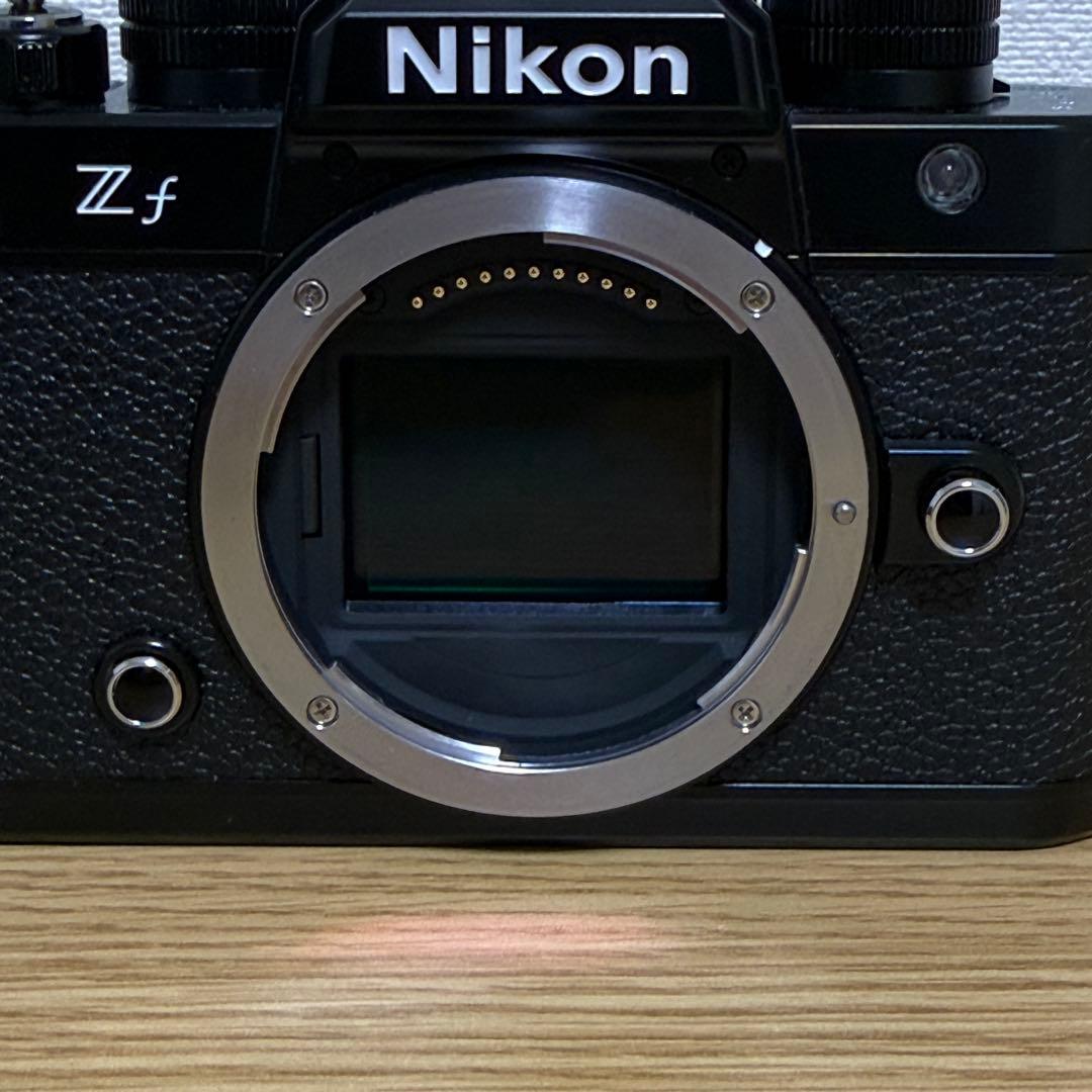 Nikon Zf 40/2 SE Kit エクステンショングリップ付き