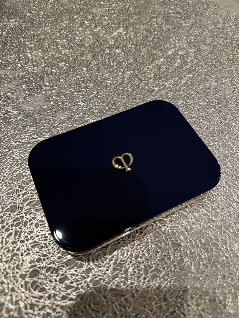 クレ・ド・ポー ボーテ パウダーファンデーション　タンプードルエクラII