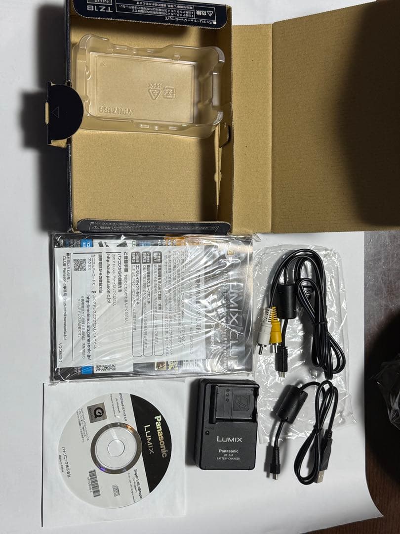 Panasonic DMC-TZ18 シルバー 中古品