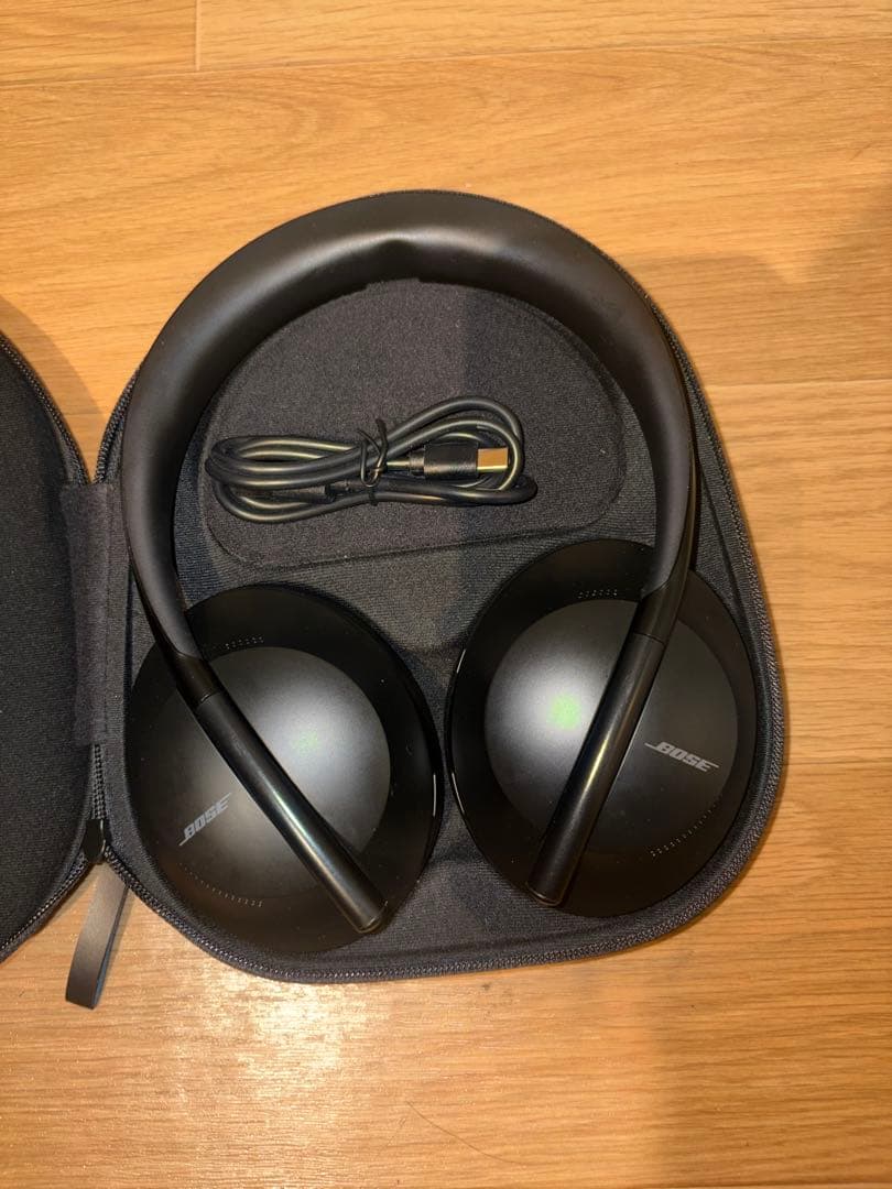 【値下げ交渉不可】BOSE NC700 ワイヤレスヘッドホン
