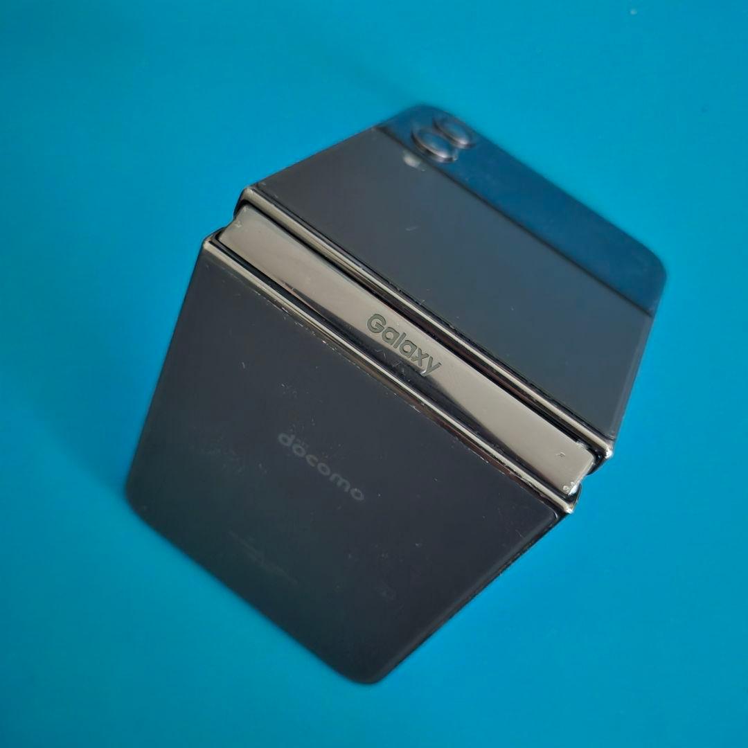 美品 Galaxy z flip4 ドコモ おサイフケータイ