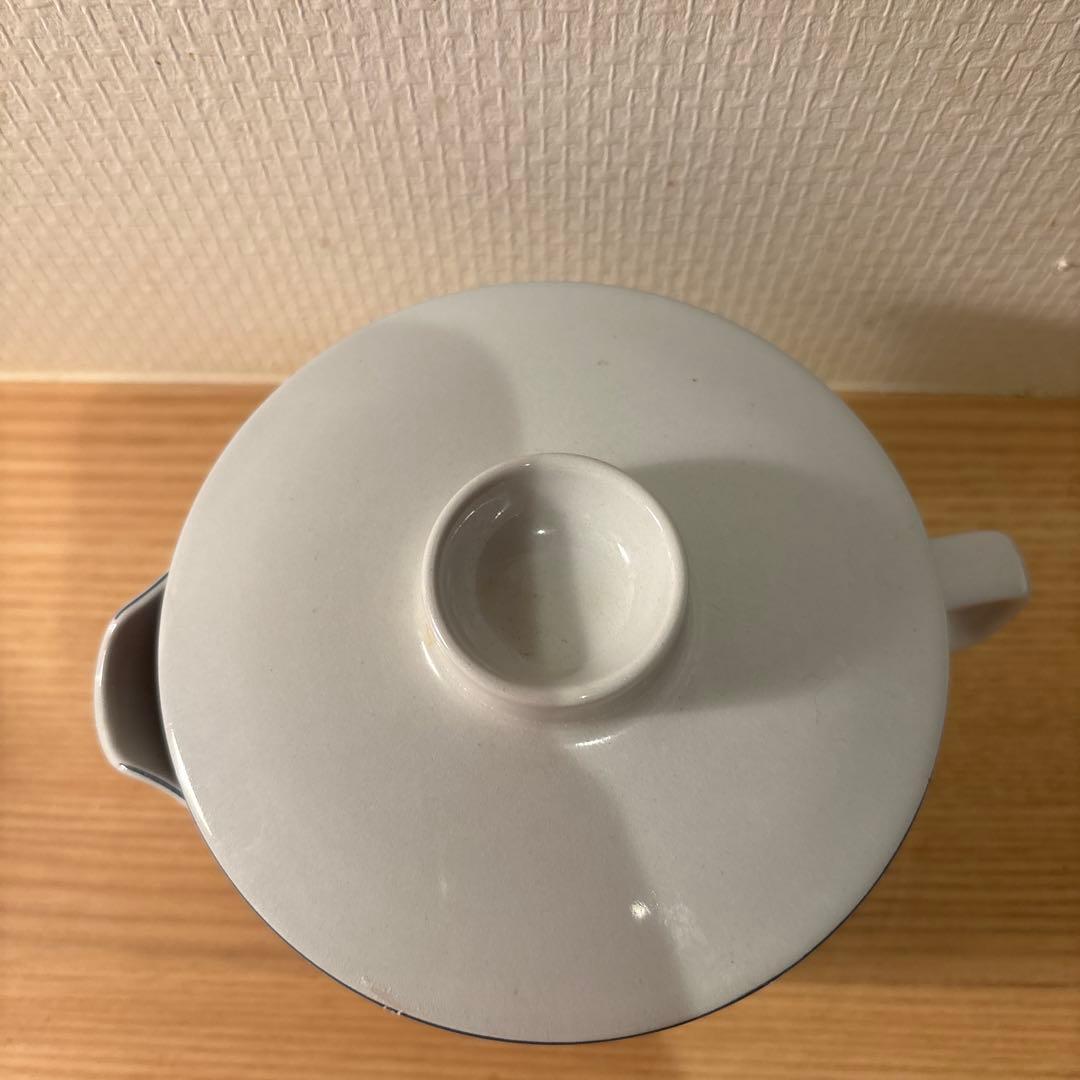 くるみの木　　アンティークポット