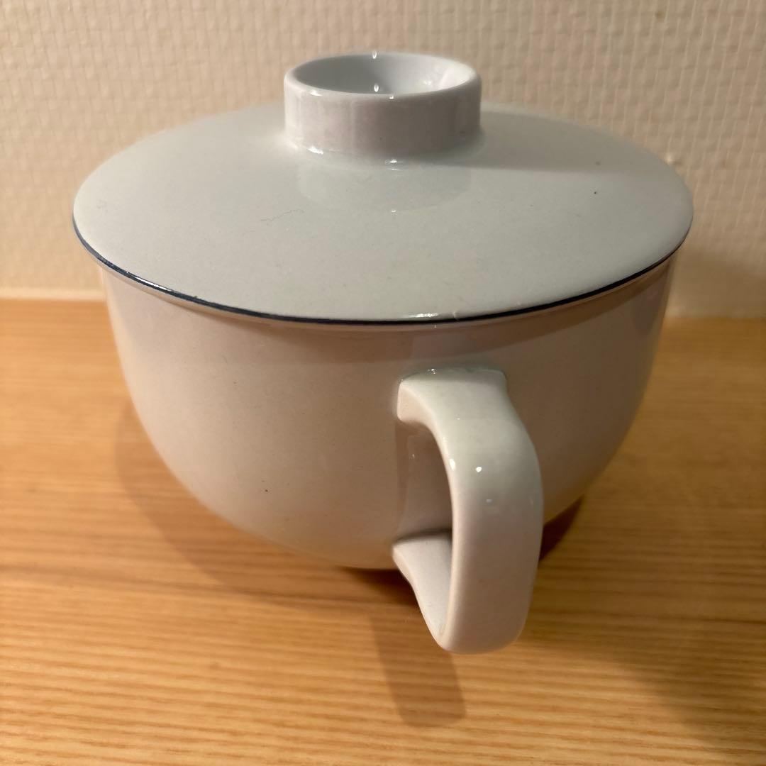 くるみの木　　アンティークポット