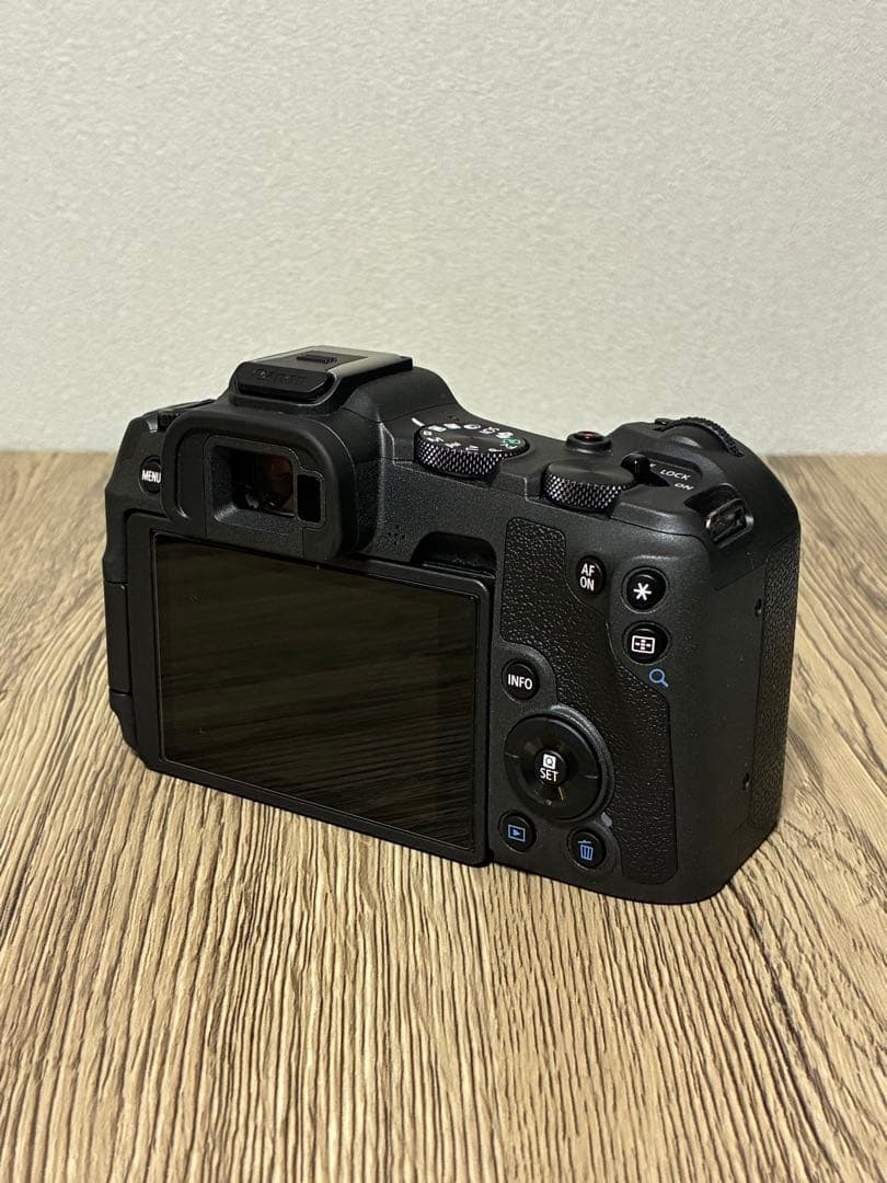 Canon EOS R8 ボディ(美品)