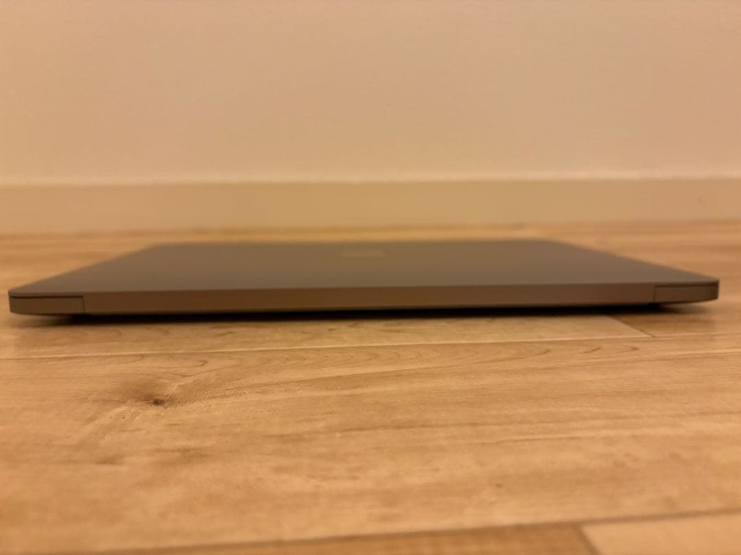 充放電回数339回 MacBook Air 2020 Intel Core i3