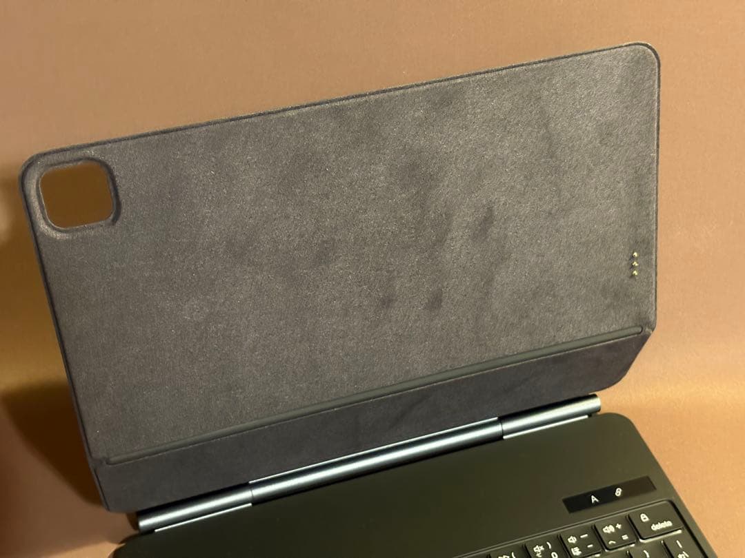 iPad Air13“ & Pro12.9”用Magicキーボード