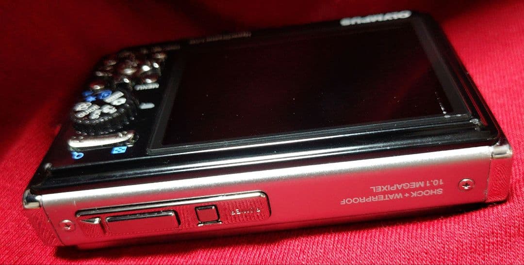OLYMPUS μ 1050 SW シルバー