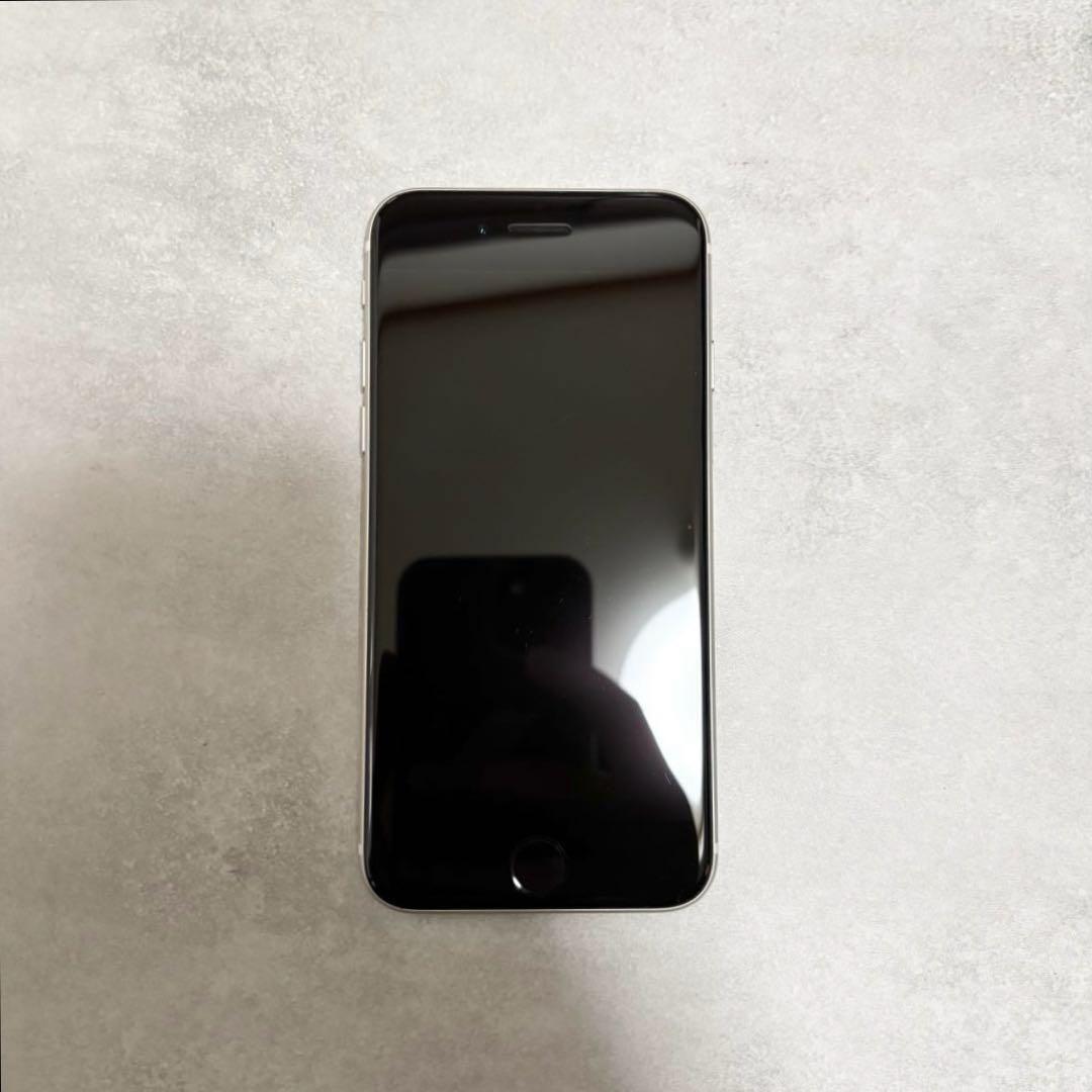美品 iPhone SE 第3世代 64GB ホワイト バッテリ100% 253