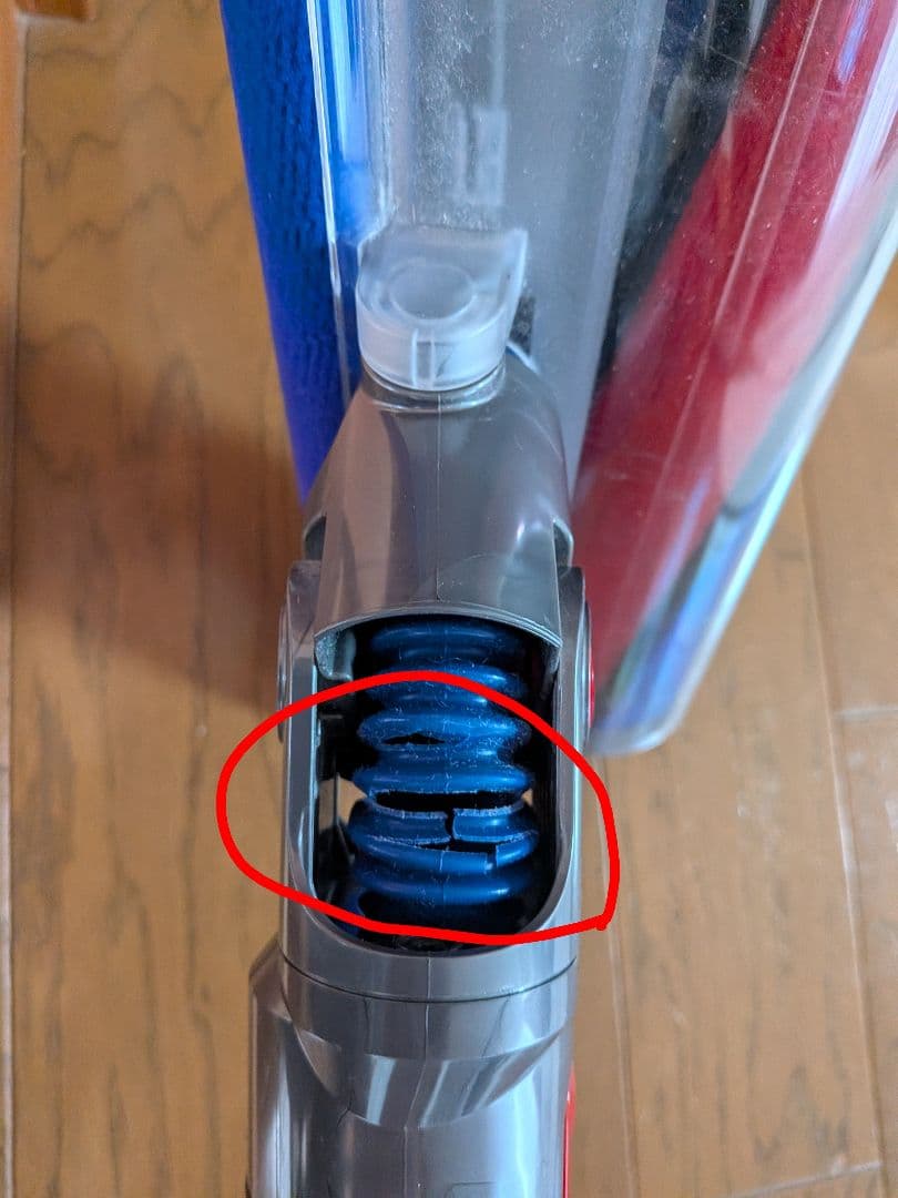 Dyson V8 Fluffy のローラークリーナーヘッド＋パイプ
