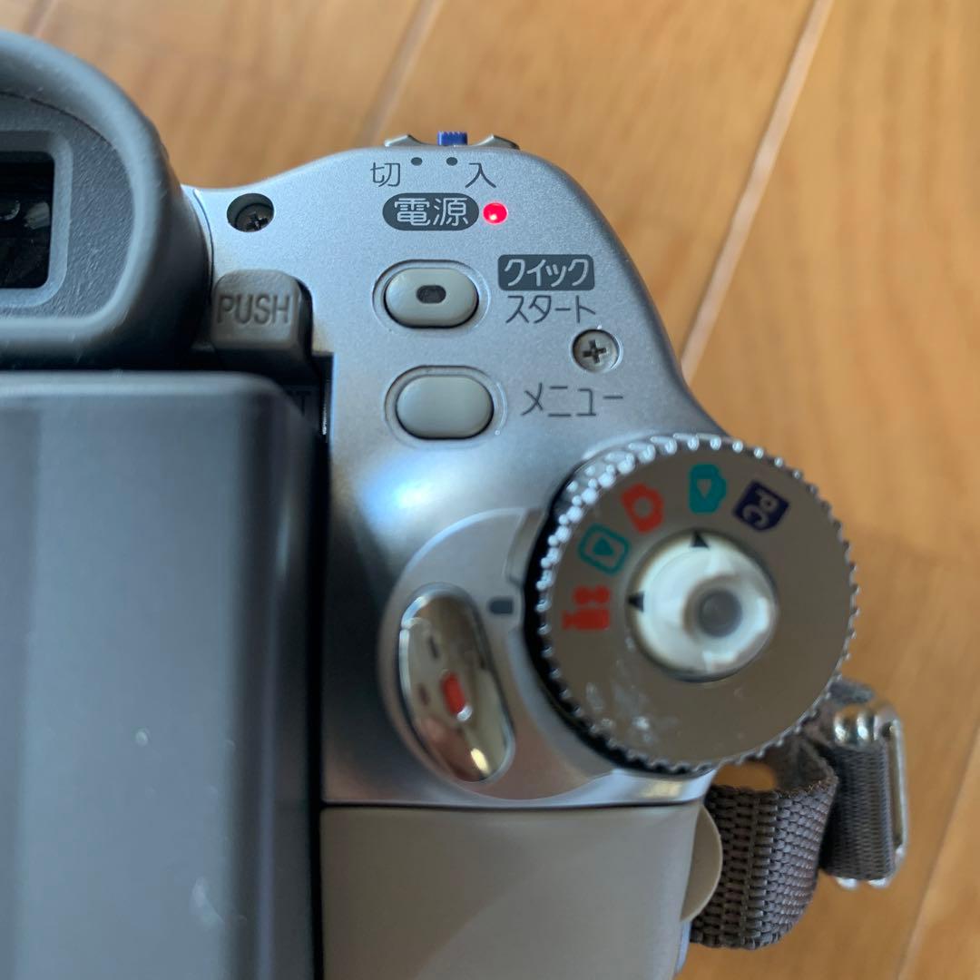 ビデオカメラ　Panasonic NV-GS250