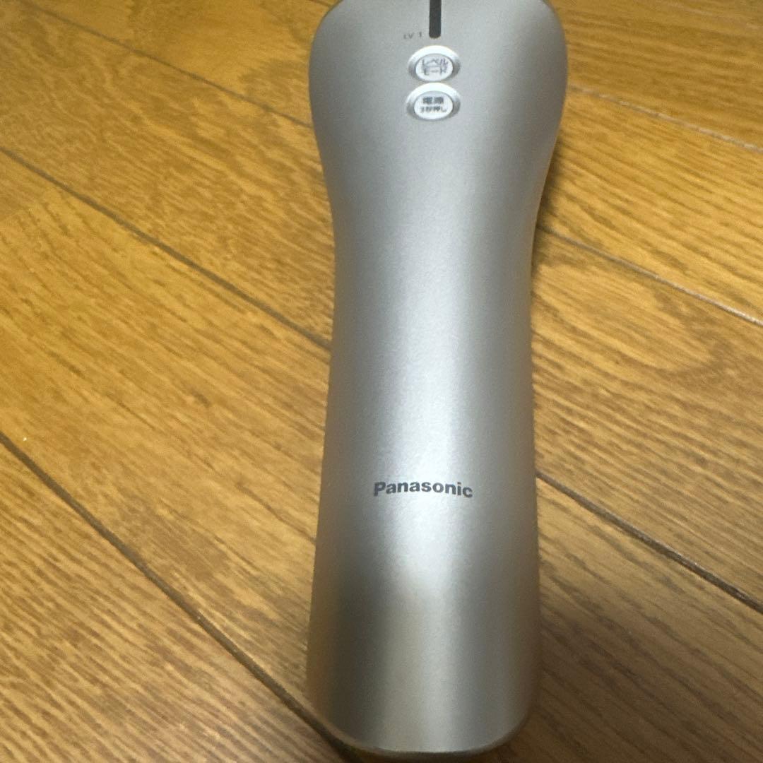 Panasonicパナソニック 光美容器 ES-CWP97-N