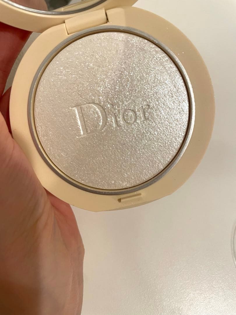 Dior ハイライトパウダー シルバー
