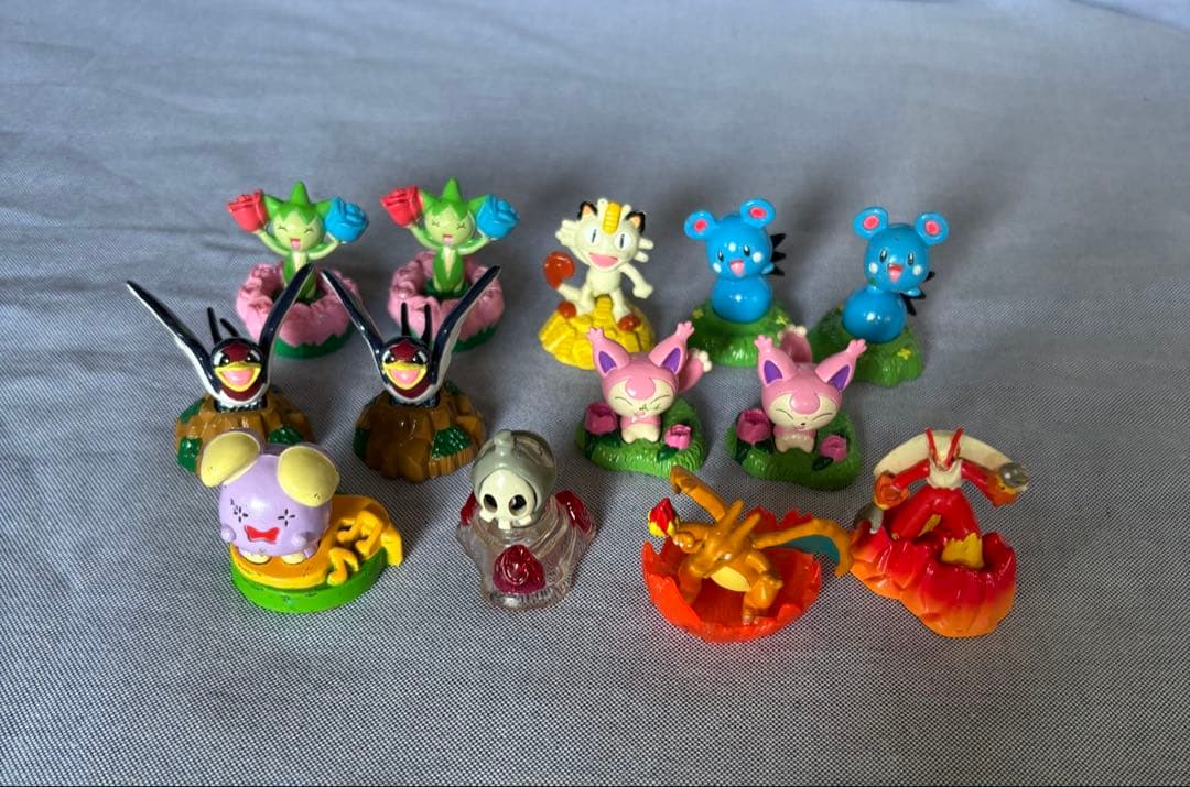 非売品 ポケモンフィギュア 13匹 リザードン