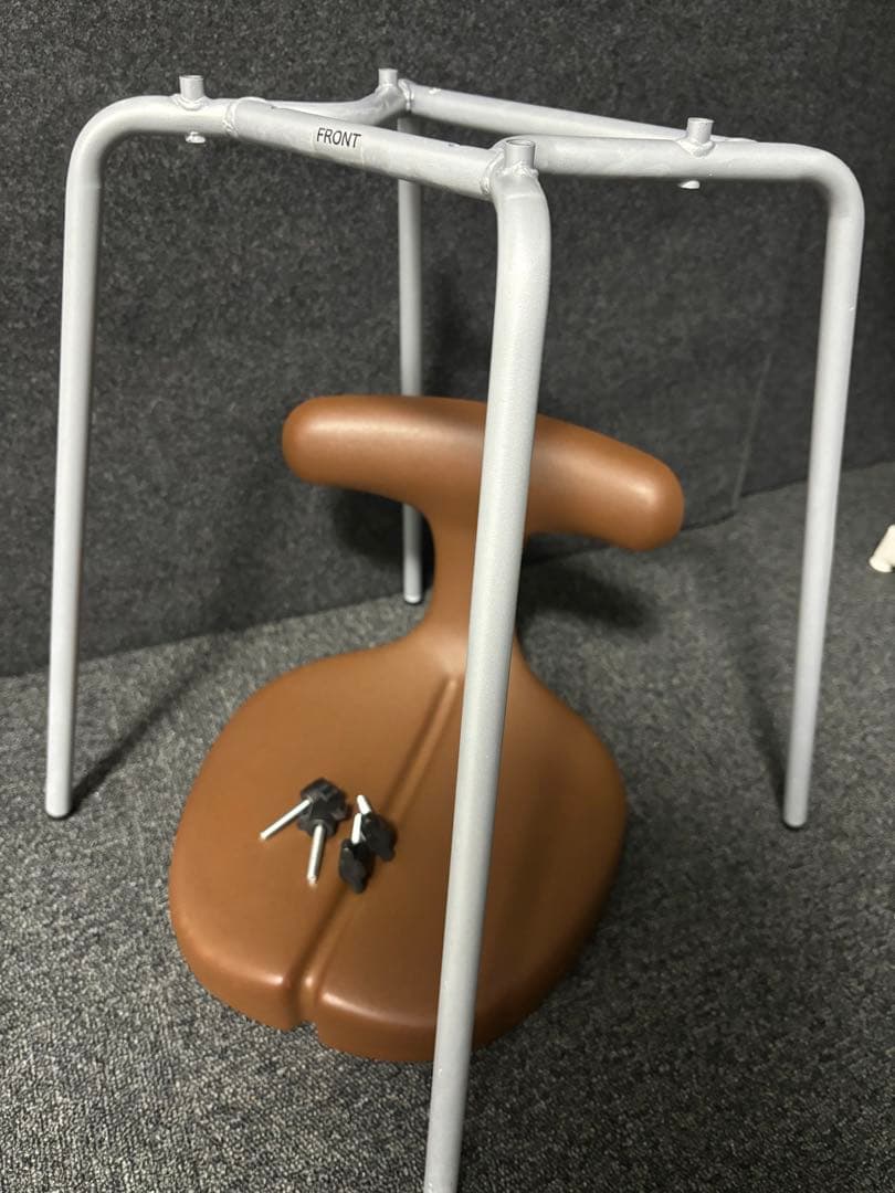 Ayur Chair アーユル・チェアー スツール　4本脚タイプ Mサイズ