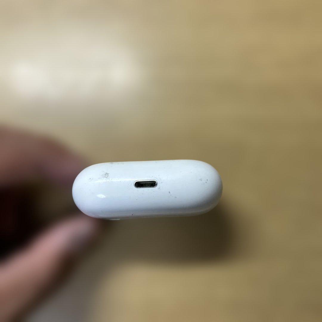 AirPods Pro（第一世代） ワイヤレス充電ケース本体　レザーケース付き