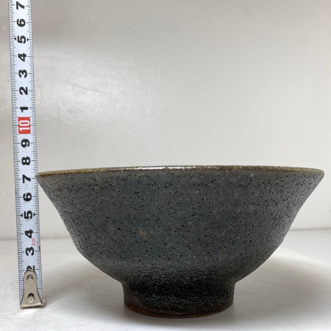 ☆茶3 人気作家　瀬戸浩作　塩黒釉茶碗 共箱　口径約6.1㎝　東R8-0204①