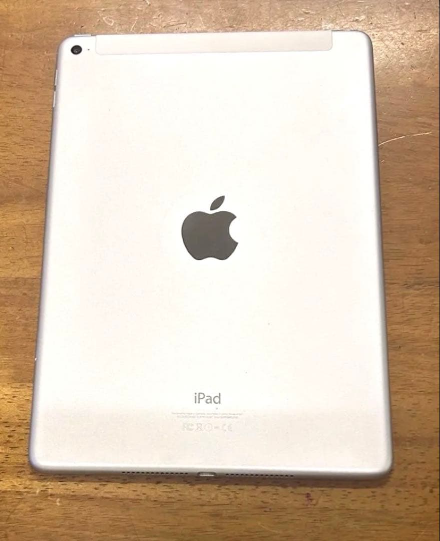 Apple iPad Air 2 64GB Wi-Fi+Cellularモデル