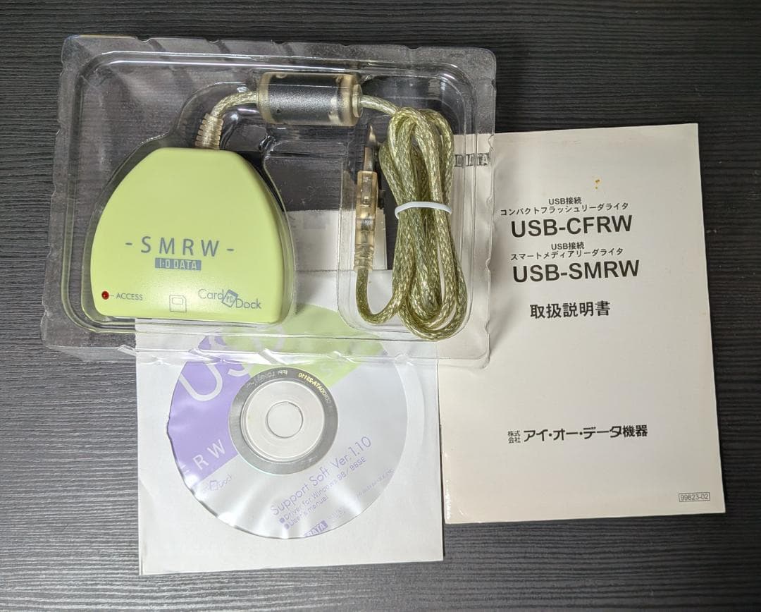 デジタルカメラ Fujifilm FinePix F401 + I-O DATA USB-SMR
